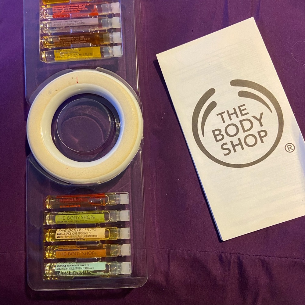 The Body Shop light bulb diffuser Fragrance Collection